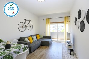Apartment (1 Bedroom) | Front of property