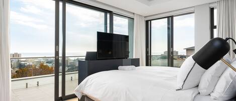 Luxury-Apartment | 4 Schlafzimmer, hochwertige Bettwaren, Schreibtisch