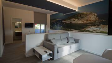 Perhehuone (El puerto) | Olohuone | Taulutelevisio