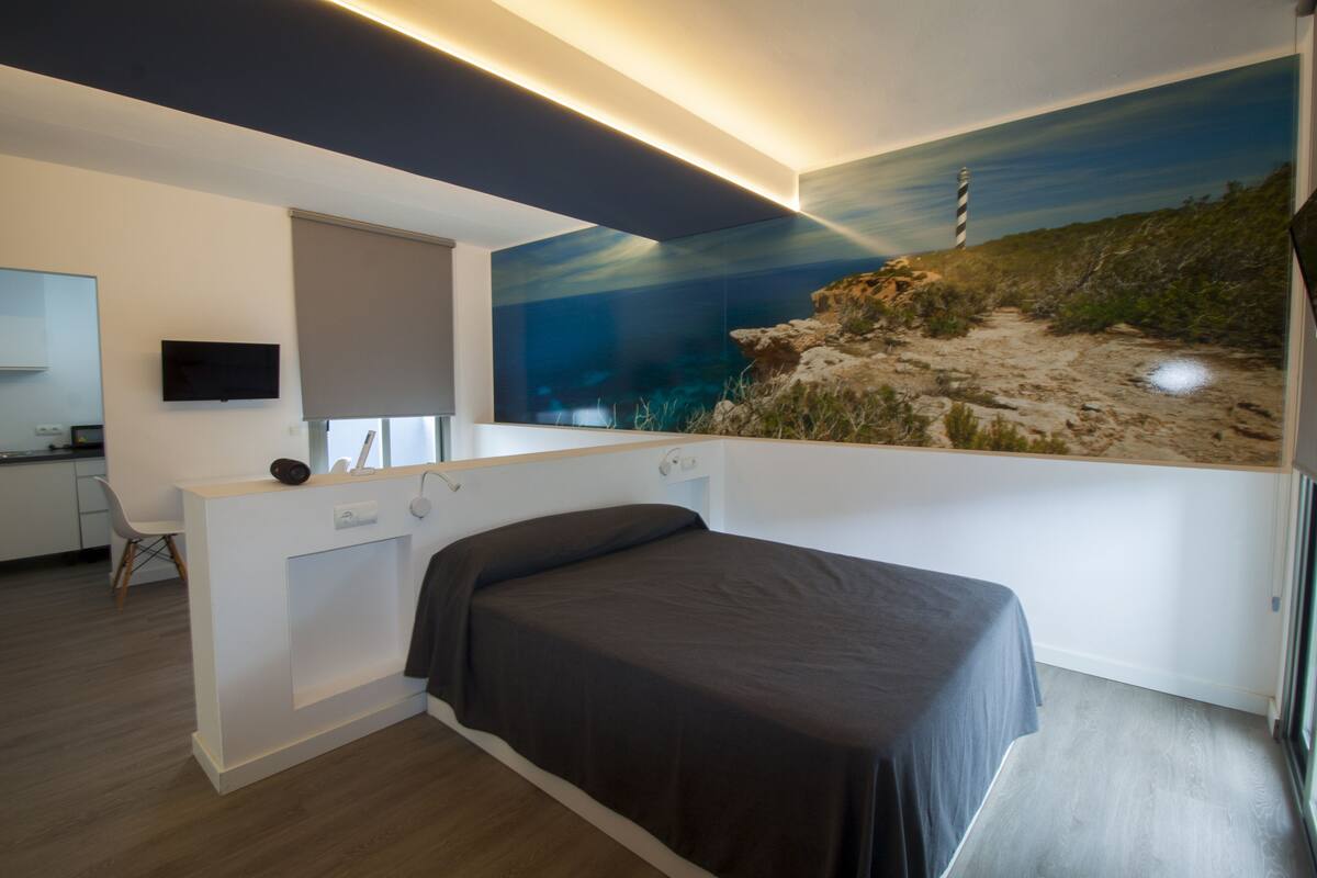 Habitación Premium doble (El Faro) | Wifi gratis y ropa de cama