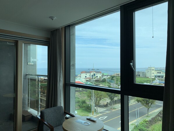 Basic Double Room | Beach/ocean view