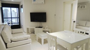 Comfort Apartment | In-room dining