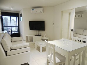 Comfort Apartment | In-room dining