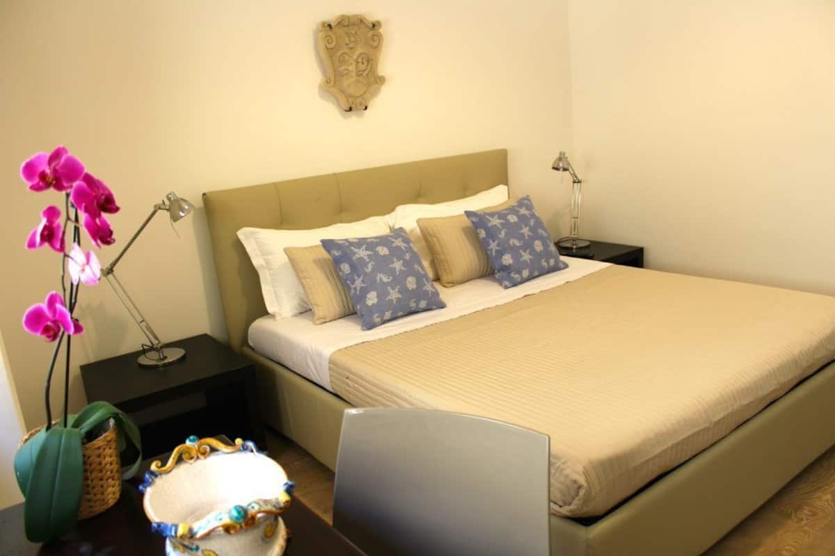 1 habitación, minibar, decoración personalizada y muebles diferentes