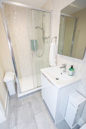 Bathroom - Inverness (Inverness)