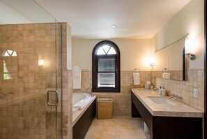 Bathroom - Sandy Cove 204 (Paynes Bay)