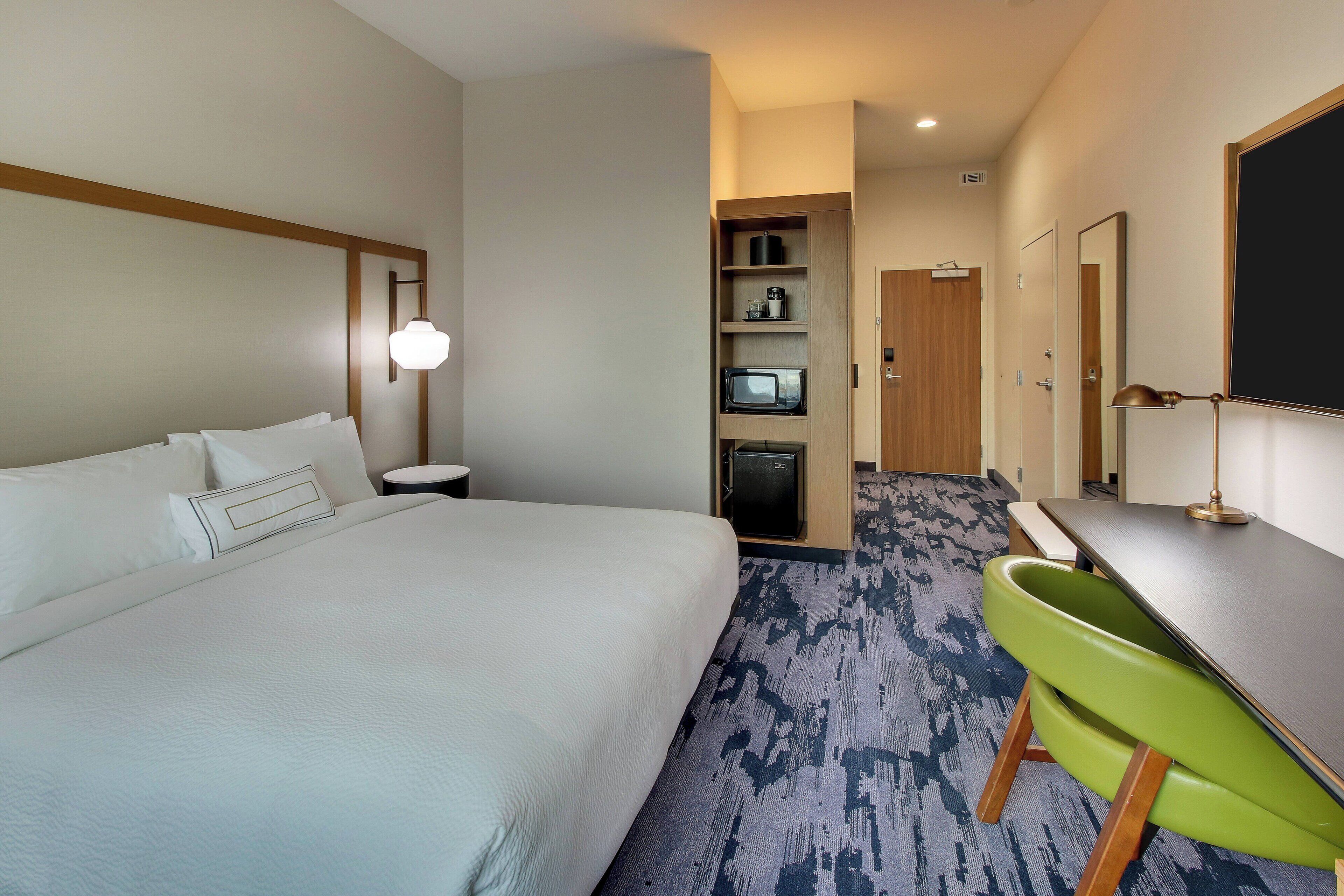 Photo - Fairfield Inn and Suites by Marriott Houston Brookhollow