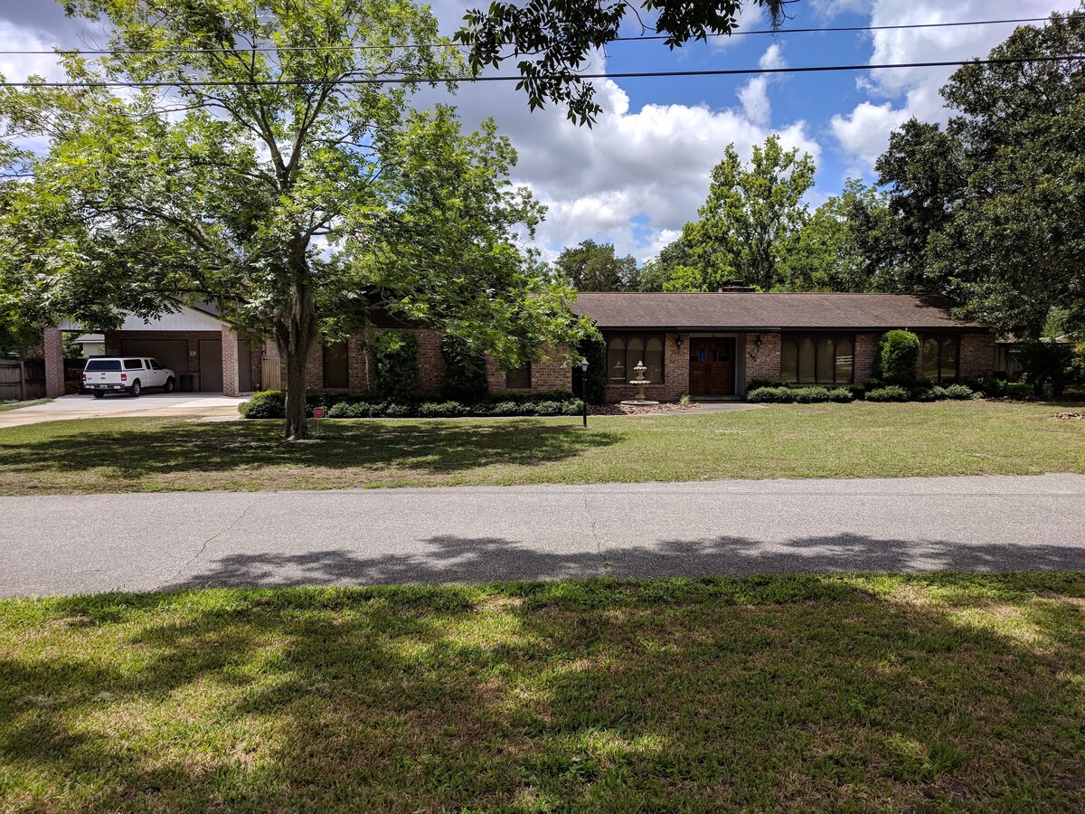 Swim in Large Salt Water Pool, Ride Bikes, Relax On Deck, Enjoy Theater Room