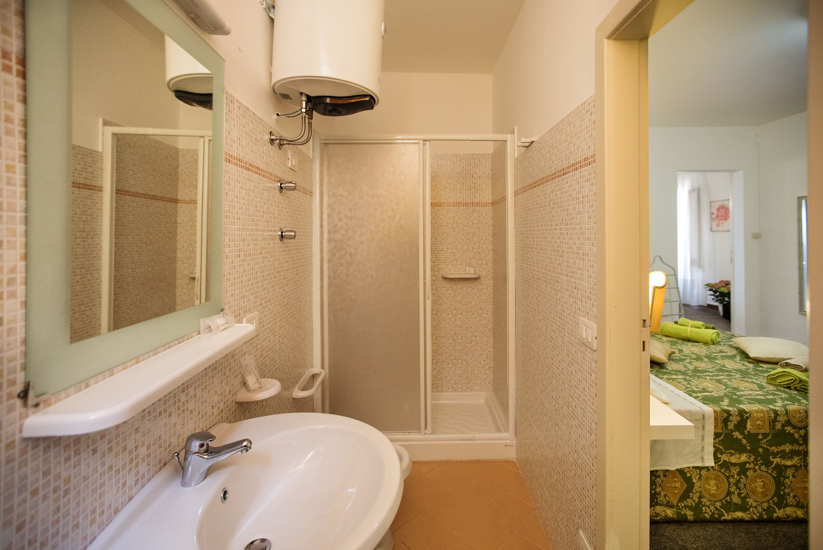 Superior Triple Room | Bathroom