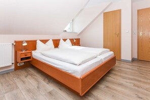 1 Schlafzimmer, Bügeleisen/Bügelbrett, WLAN