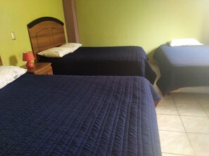 Habitación triple | Wifi gratis