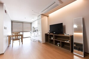 Premium-Apartment | 1 Schlafzimmer, hochwertige Bettwaren, Schreibtisch