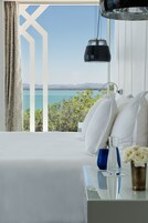 1 bedroom, premium bedding, minibar, in-room safe