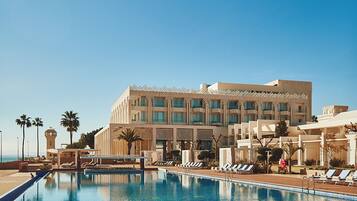 Hồ bơi trong nhà, hồ bơi ngoài trời, lều miễn phí