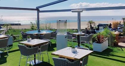 Great National Cliff Hotel