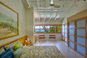 Room - Villa Thespina on the Beach (Holetown)