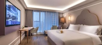 Mercure Wuhan Yangluo