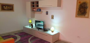 TV, books