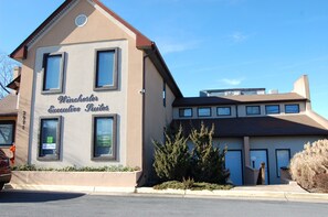 Front of property - APM Executive Suites (Winchester)