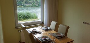 Apartment (3) | View from room - Ferienhaus Rheinblick (Koblenz)