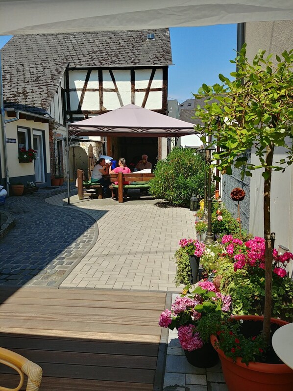 Courtyard - Ferienhaus Rheinblick (Koblenz)
