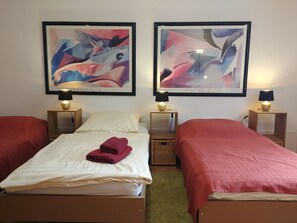 Appartement (2) | Fer et planche à repasser, lits bébé (en supplément), Wi-Fi gratuit