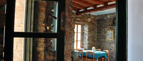 تناول الطعام