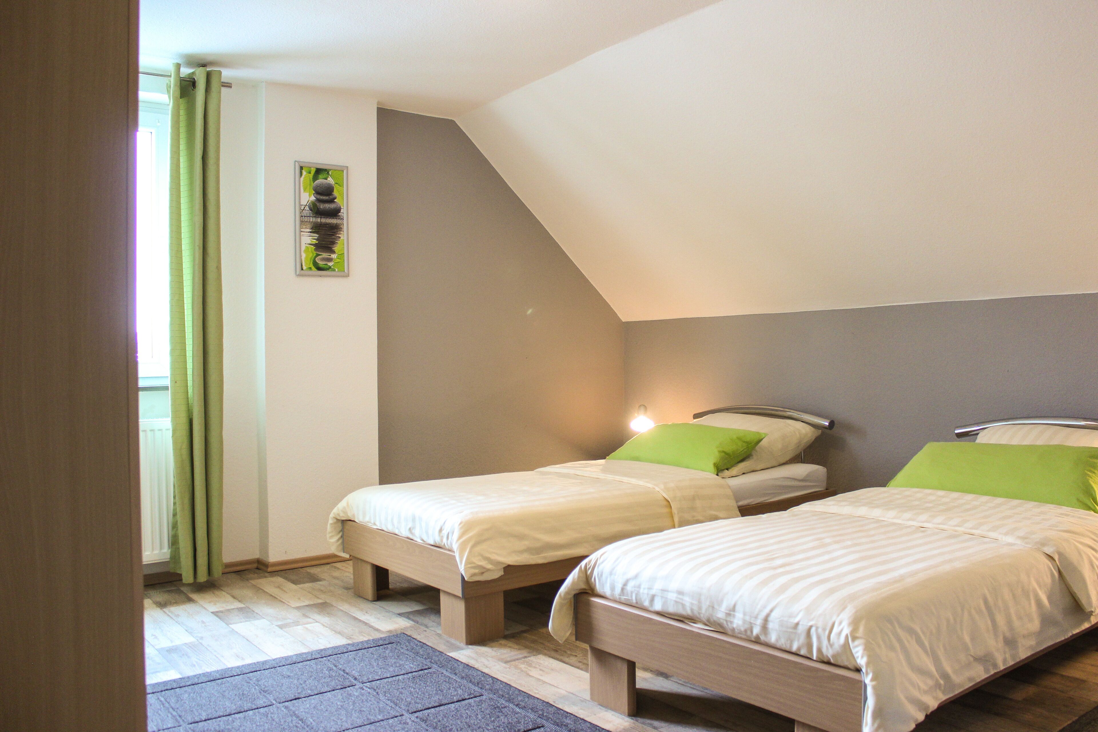 Apartment, 2 Bedrooms (Uni 3) | Individually furnished, iron/ironing board, cribs/infant beds, free WiFi