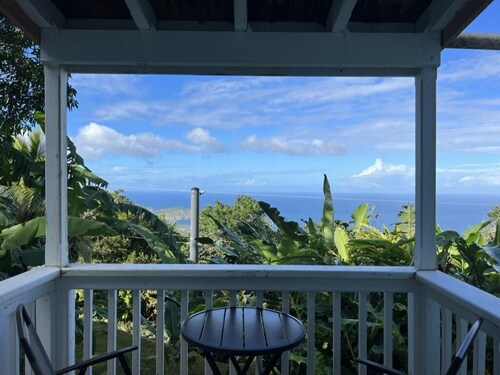 Private Cozy Cottage on the Northside.