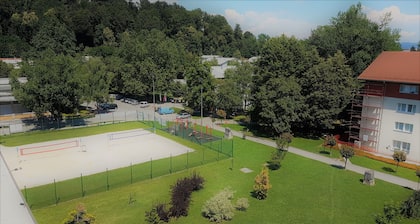 Summer Residence - Hostel