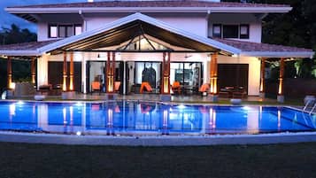 Front of property - evening/night