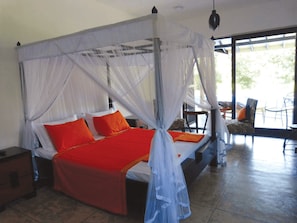 Luxury Villa | 4 bedrooms, desk, blackout drapes, iron/ironing board - Tropical Dream Villa (Unawatuna)