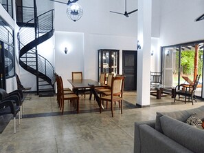 Interior - Tropical Dream Villa (Unawatuna)