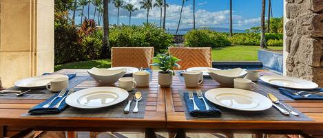 Outdoor dining
