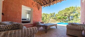 Exclusive Villa in Porroig