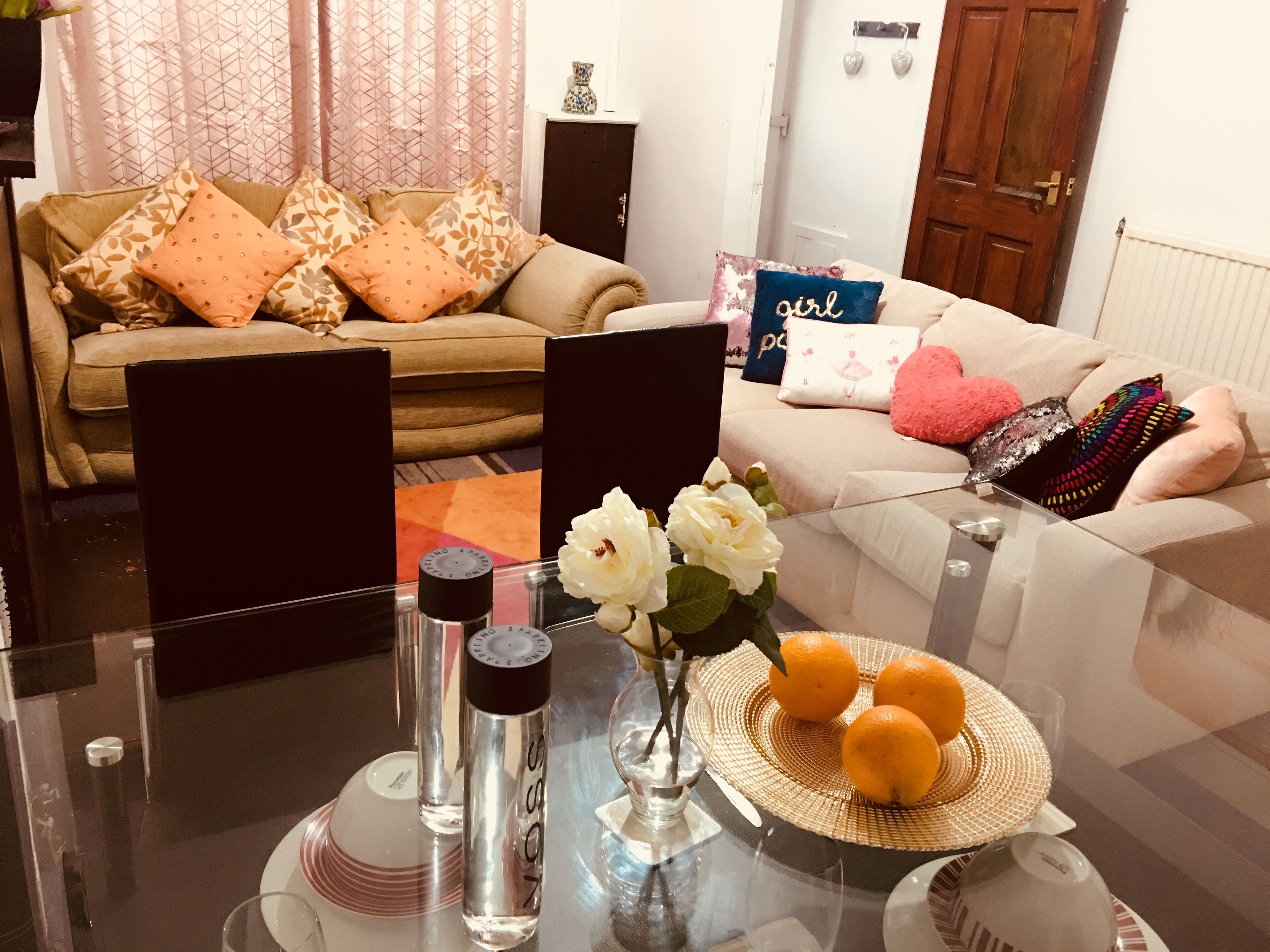 Basic Single Room | Living room | Smart TV