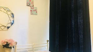 Basic Single Room - McKean House (Bolton)