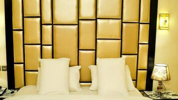 Soundproofing, free WiFi