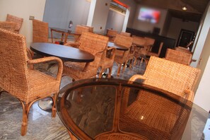 Dining - Hotel D'Azur (Port Harcourt)