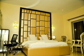 Soundproofing, free WiFi - Hotel D'Azur (Port Harcourt)