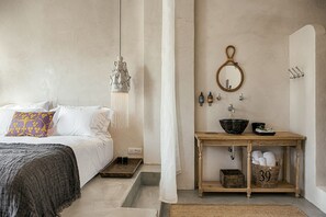 1 bedroom, WiFi, bed sheets - ☀Lindos - Deluxe King Suite, Sea & Acropolis view (Lindos)