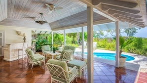 Living room - Villa Highlands at Sandy Lane (Holetown)