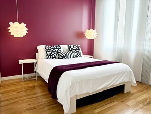 2 bedrooms, desk, iron/ironing board, travel cot