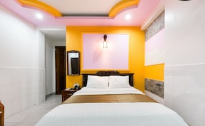 Minibar, individually furnished, blackout drapes, iron/ironing board - Happy Home by Zuzu (Ho Chi Minh City)