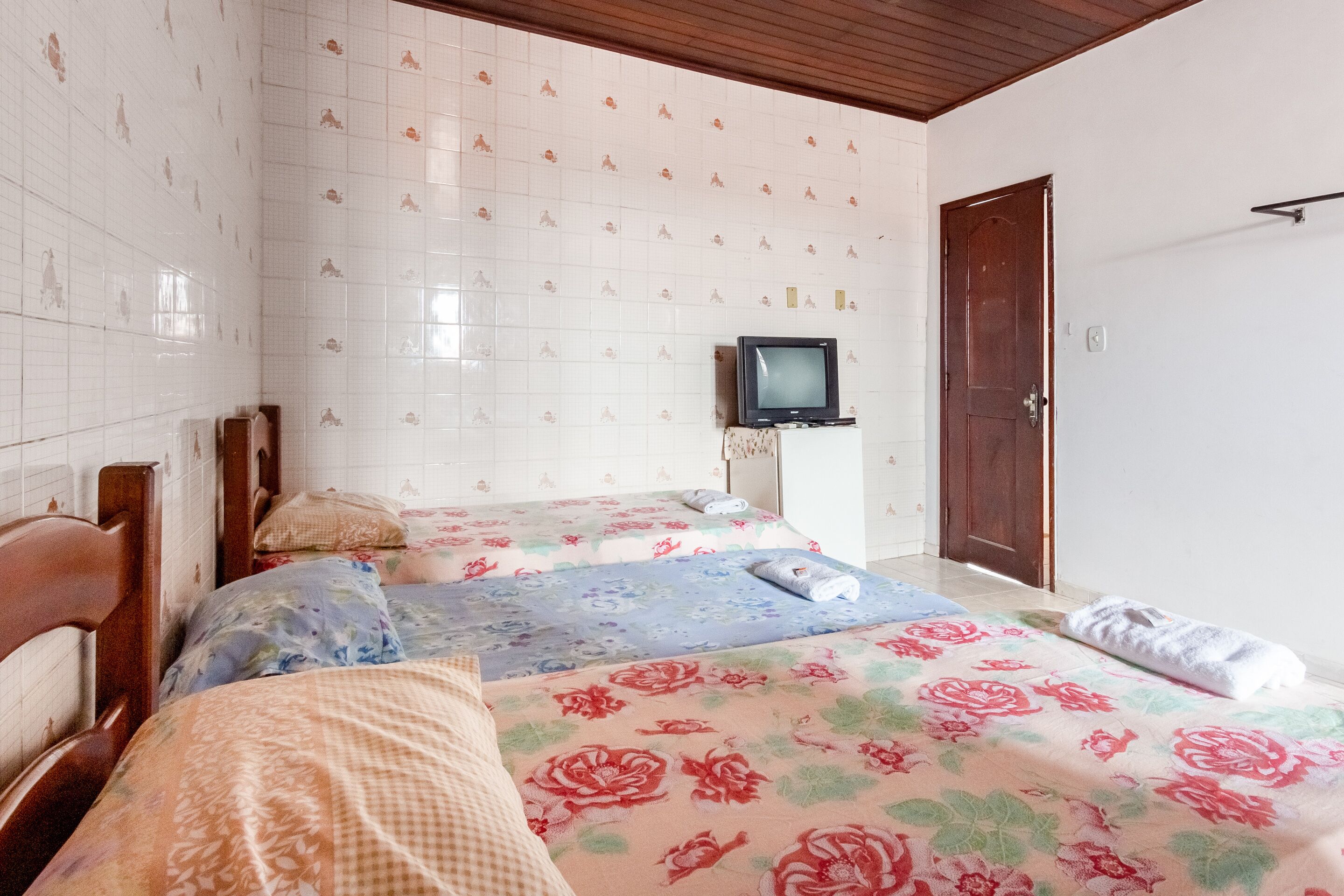 quadruple room, multiple beds | 1 bedroom, minibar, free wifi, bed sheets