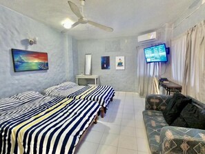 Căn hộ Superior, 2 giường đôi | Màn/rèm cản sáng, bàn ủi/dụng cụ ủi quần áo 