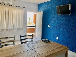 Deluxe Apartment | Living area | 40-inch flat-screen TV with cable channels, plasma TV