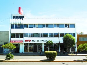 Front of property - OYO Hotel Italia (Aguascalientes)