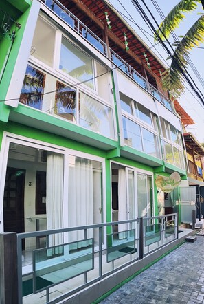 Fachada da propriedade