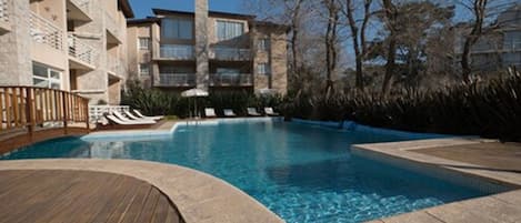 Indoor pool, outdoor pool